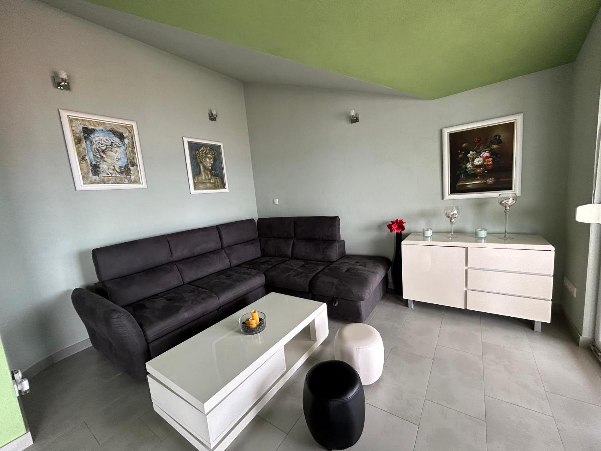 Villa Bubi โตรกีร์ ภายนอก รูปภาพ
