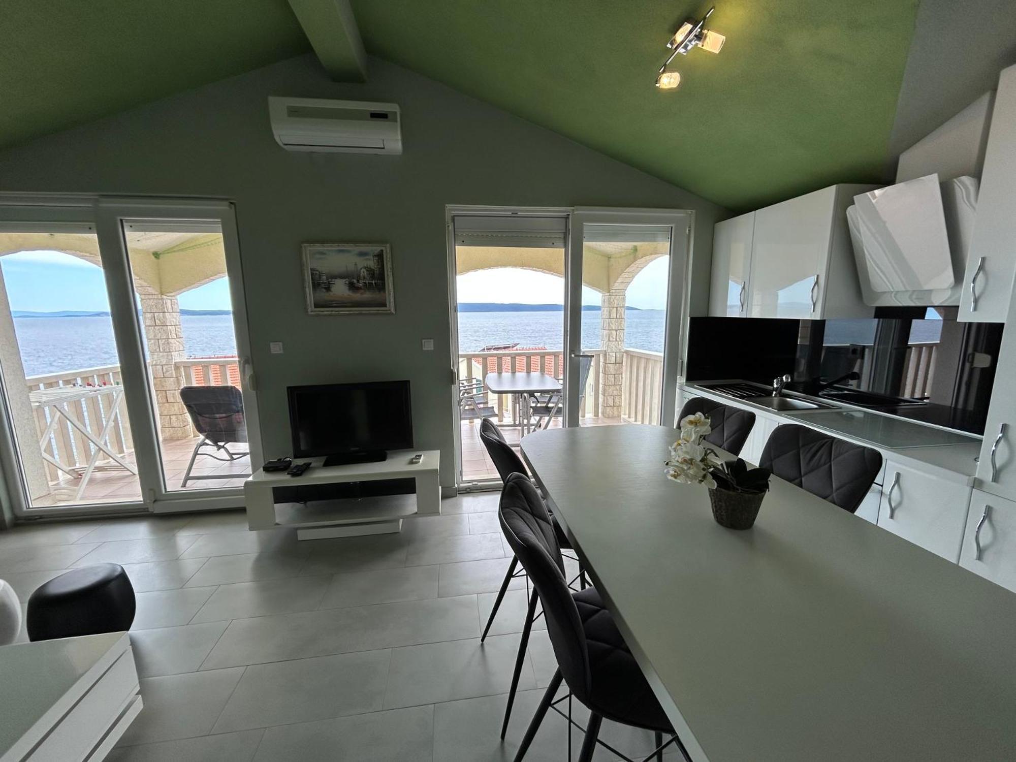 Villa Bubi โตรกีร์ ภายนอก รูปภาพ